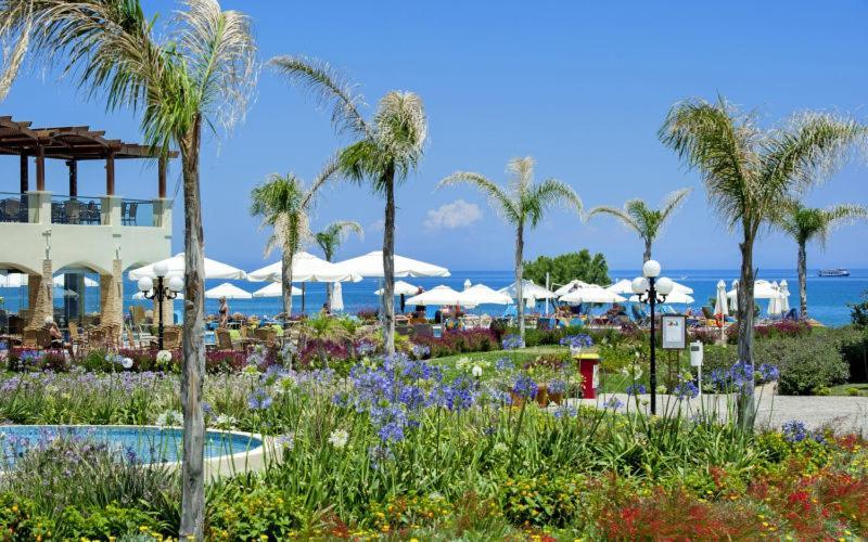 Mythos Beach Resort 아판토우 외부 사진