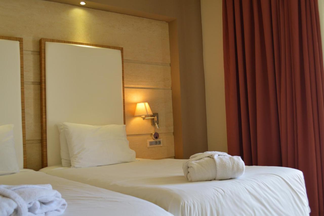 Mythos Beach Resort 아판토우 외부 사진